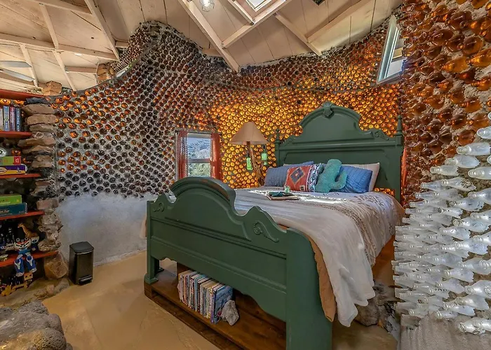 Holiday home Enchanting Earth House With Kaleidoscope Glass Walls Near Saguaro National Park In Tucson, Arizona