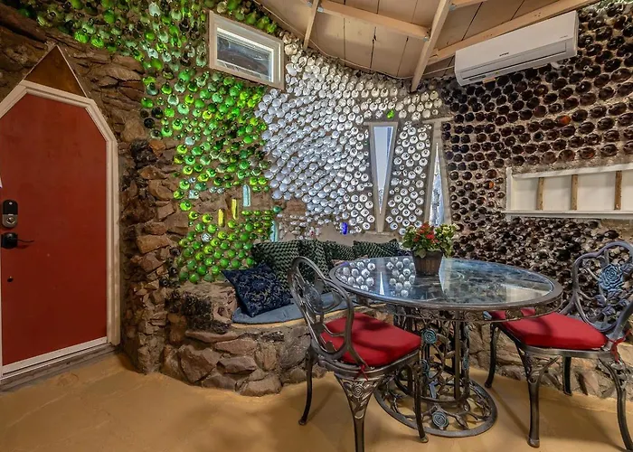 Holiday home Enchanting Earth House With Kaleidoscope Glass Walls Near Saguaro National Park In Tucson, Arizona *