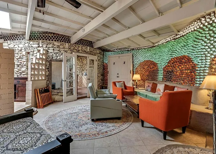 Enchanting Earth House With Kaleidoscope Glass Walls Near Saguaro National Park In Tucson, Arizona Holiday home Tucson